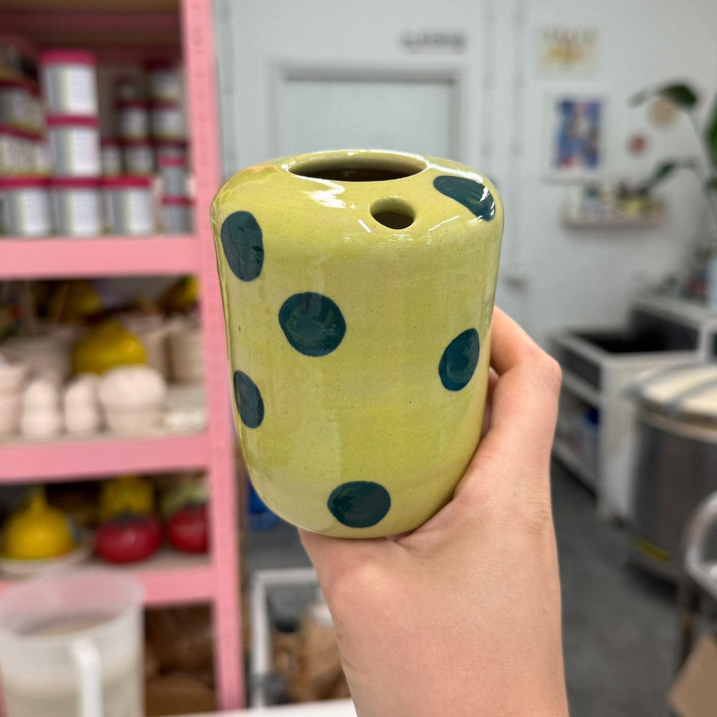 Travel tumbler / kubek na wynos - zielone kropki